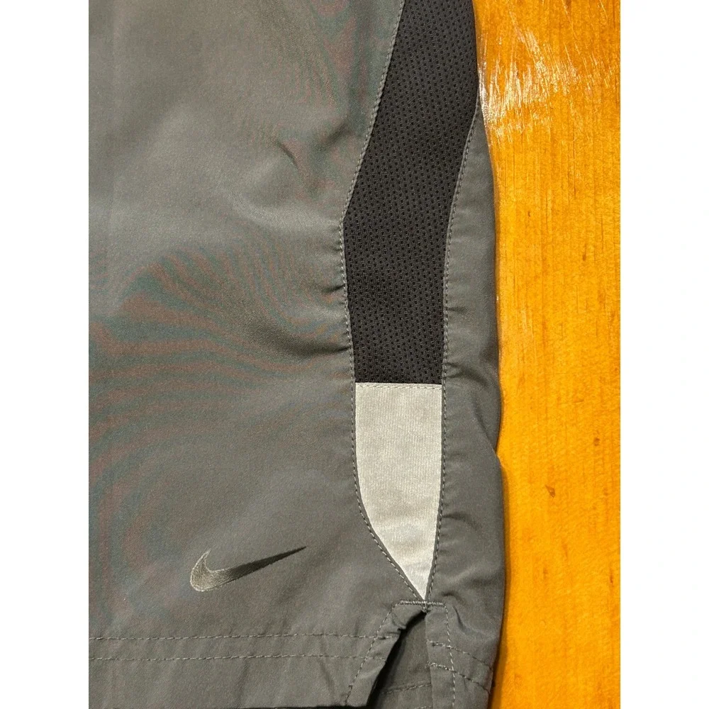 Nike Fit Dry Running Shorts Y2K Athleisure Athletic Gym Performance Streetwear
